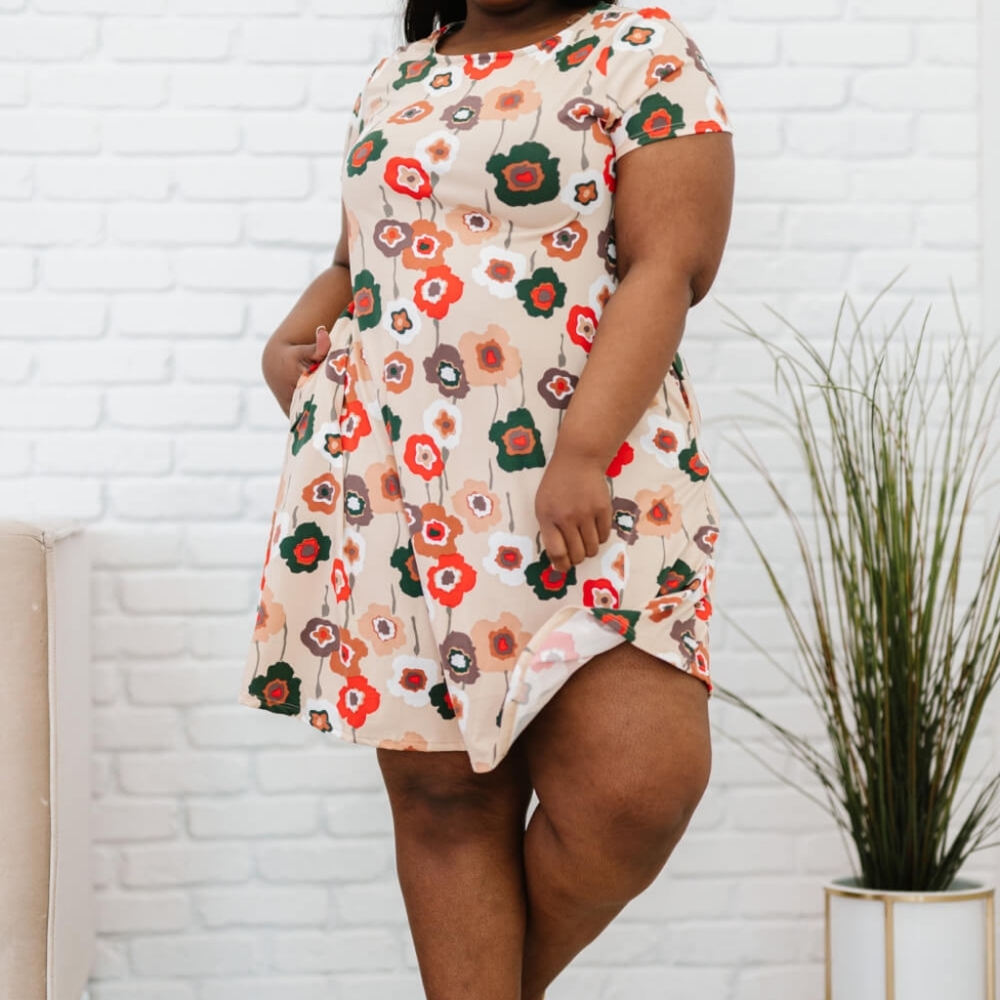 P & Rose Full Size Flower Market Floral Dress with Pockets - Picture 1 of 11